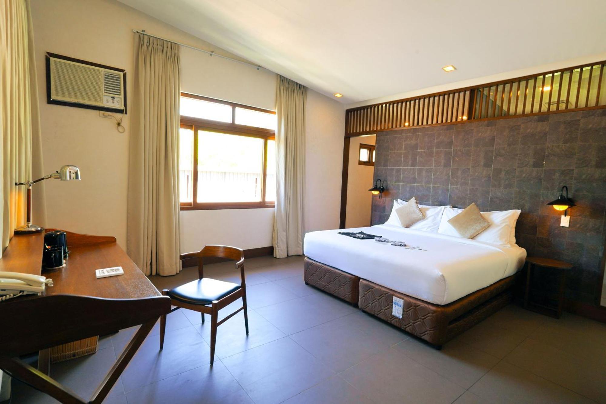 Hotel The Funny Lion - Coron Extérieur photo