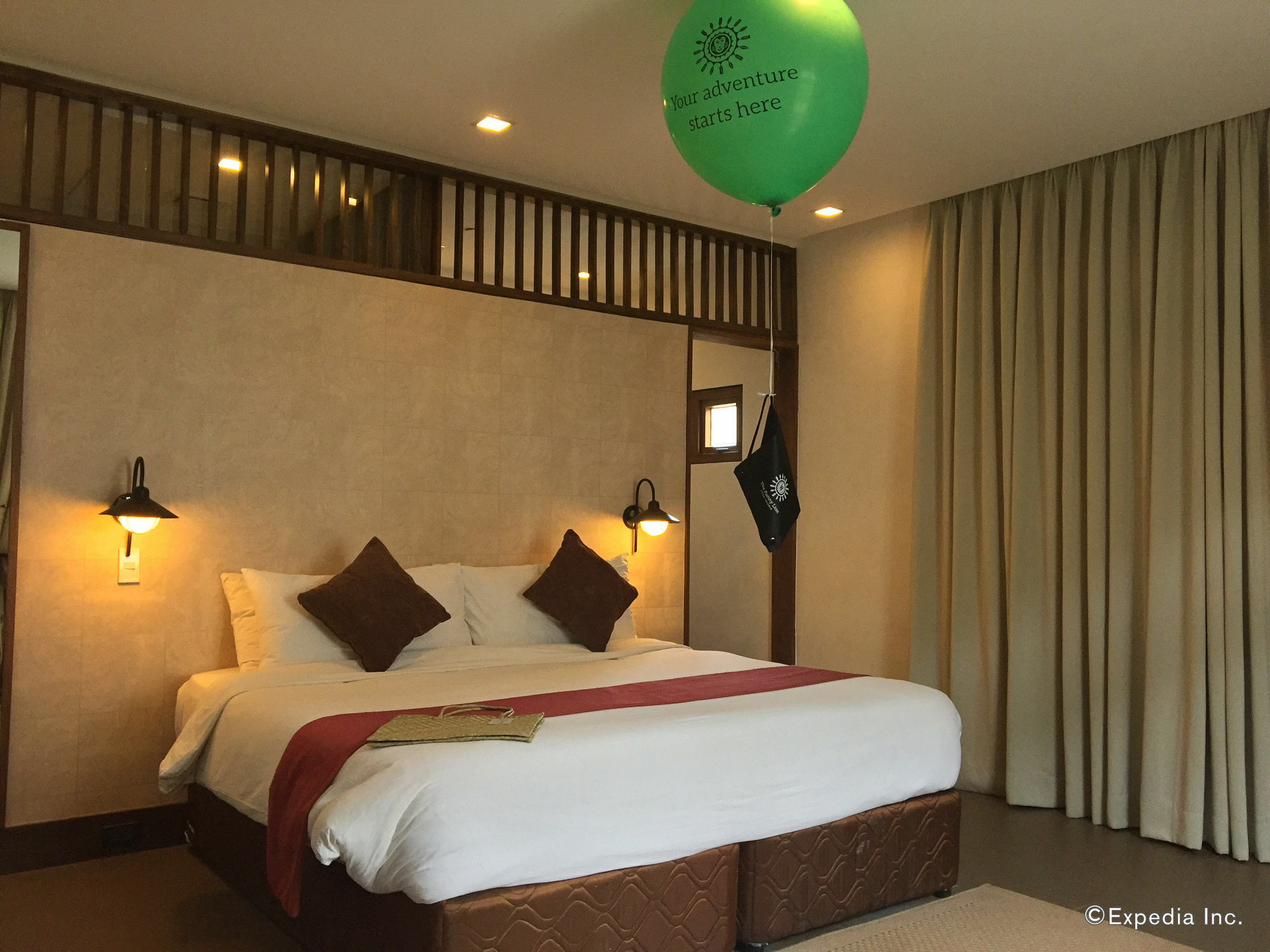 Hotel The Funny Lion - Coron Extérieur photo